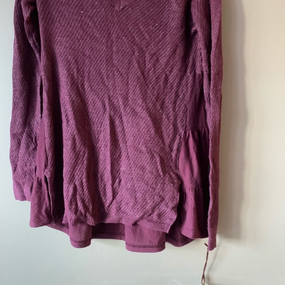 Sweater - Picture 5 of 5